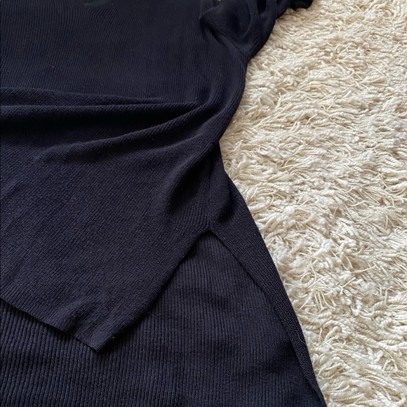 1. State Women's V-Neck Tunic/ Sweater with/ Cutout Sleeves - Black - Picture 13 of 13